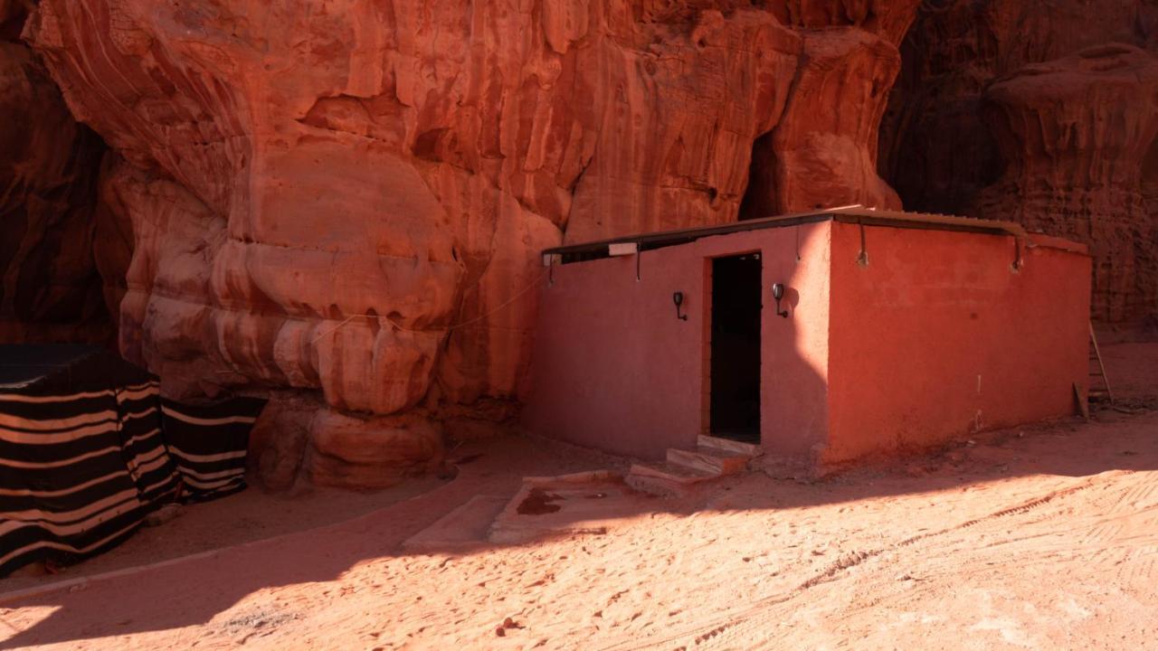 Wadi Rum Meteorite Camp Dış mekan fotoğraf