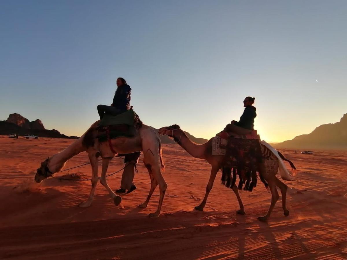 Wadi Rum Meteorite Camp Dış mekan fotoğraf
