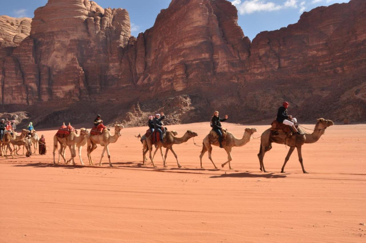 Wadi Rum Meteorite Camp Dış mekan fotoğraf